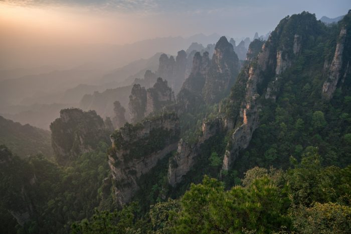 Mit dem Auto/Motorrad durch Laos – China – Pakistan fahren